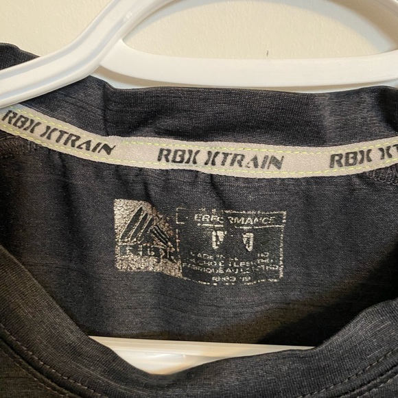 Black and gray Mens Workout Shirt - Picture 3 of 3